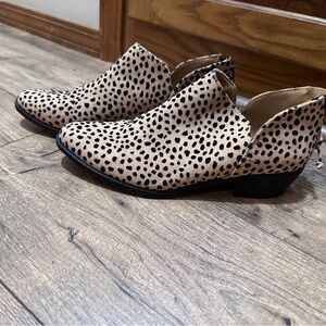 Leopard Print Ankle Boots Ladies Size‎ 9 by J Adams
